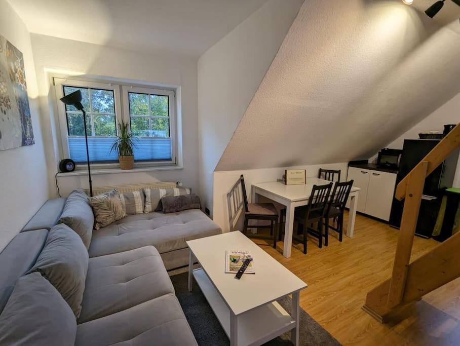 Apartamento Die Kleine Klecks Am Jasmunder Bodden Bergen Auf Rugen Exterior foto